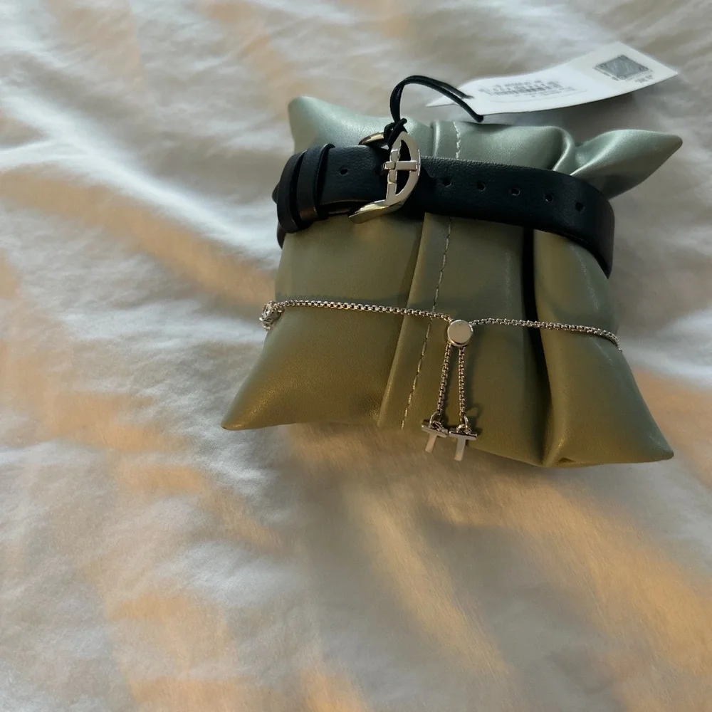 Ted Baker Silver and Black Star Watch - Picture 3 of 3